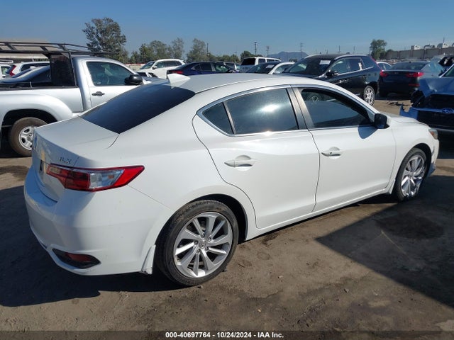 19UDE2F37HA005672 Acura Ilx Acurawatch Plus Package