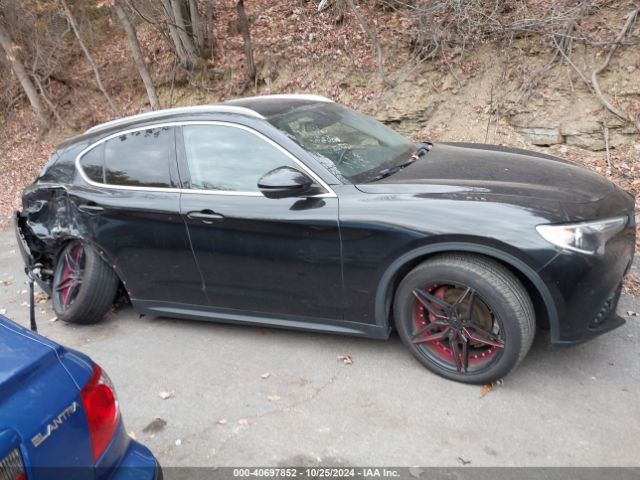 ZASFAKRN1J7C28347 Alfa Romeo Stelvio Ti Lusso Awd