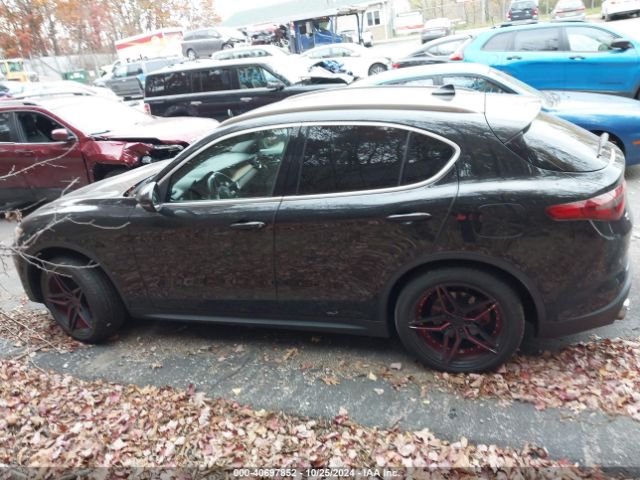 ZASFAKRN1J7C28347 Alfa Romeo Stelvio Ti Lusso Awd