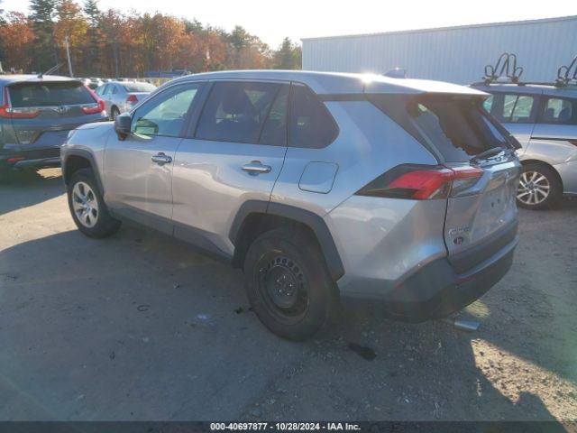 2T3F1RFV0NC257131 Toyota RAV4 LE