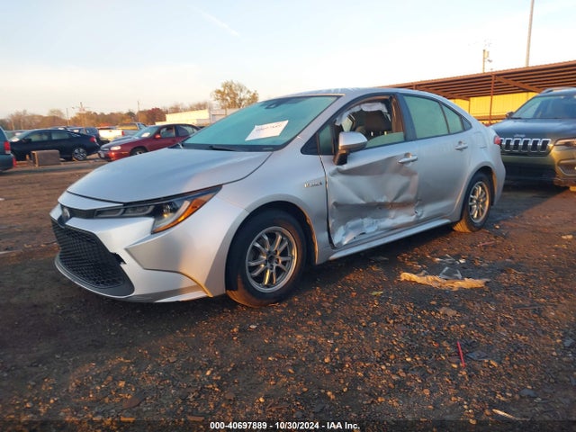 Toyota Corolla Hybrid Le 2020 JTDEBRBE7LJ024968 Image 2