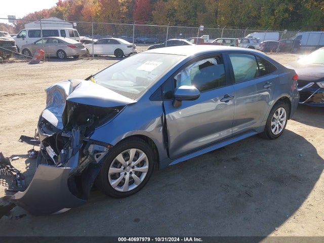 Toyota COROLLA LE 2020 JTDEPRAE8LJ106744 Image 2