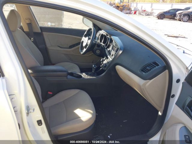 KNAGM4A78F5653027 KIA Optima Lx