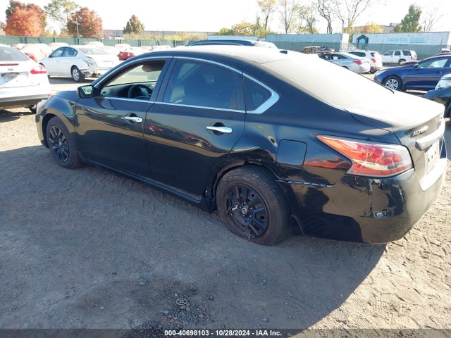Nissan Altima 2.5 S 2015 1N4AL3AP3FC171234 Image 3
