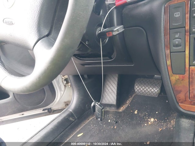 40698110 :رقم المزاد ، WVWWH23B1YE390875 vin ، 2000 Volkswagen Passat Glx مزاد بيع