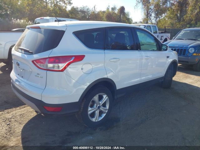 1FMCU0GX1EUB05730 Ford ESCAPE SE