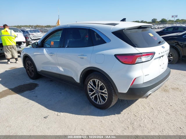 1FMCU0H61NUA21123 Ford ESCAPE SEL
