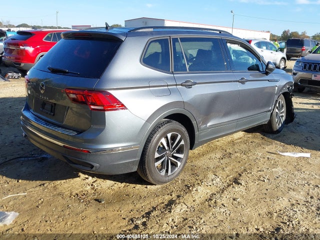 3VV1B7AX8NM119231 Volkswagen Tiguan 2.0t S