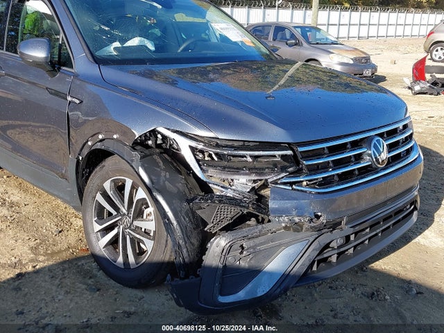 3VV1B7AX8NM119231 Volkswagen Tiguan 2.0t S