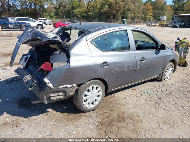 Nissan Versa 1.6 S+ 2018 3N1CN7AP7JL881046 Image 4
