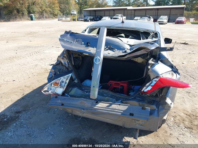 Nissan Versa 1.6 S+ 2018 3N1CN7AP7JL881046 Image 6