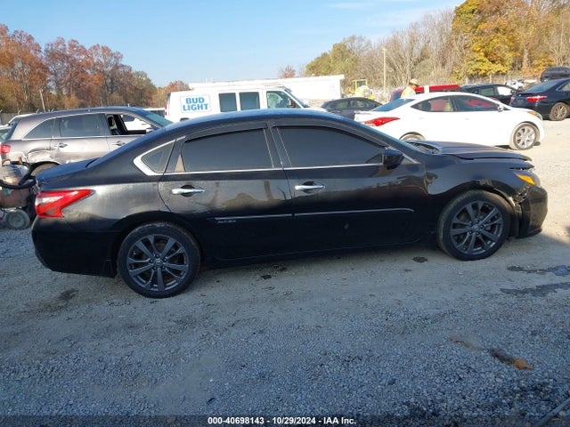 Продажа на аукционе авто 2018 Nissan Altima 2.5 Sr, vin: 1N4AL3AP0JC298743, номер лота: 40698143