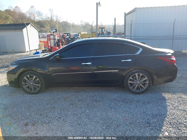 Продажа на аукционе авто 2018 Nissan Altima 2.5 Sr, vin: 1N4AL3AP0JC298743, номер лота: 40698143