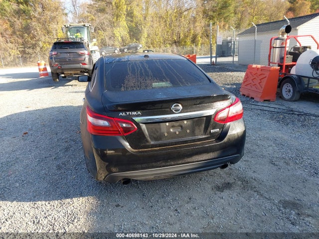 Продажа на аукционе авто 2018 Nissan Altima 2.5 Sr, vin: 1N4AL3AP0JC298743, номер лота: 40698143