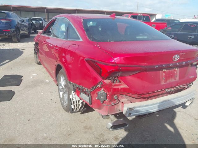 4T1AZ1FB9NU082024 Toyota AVALON XLE