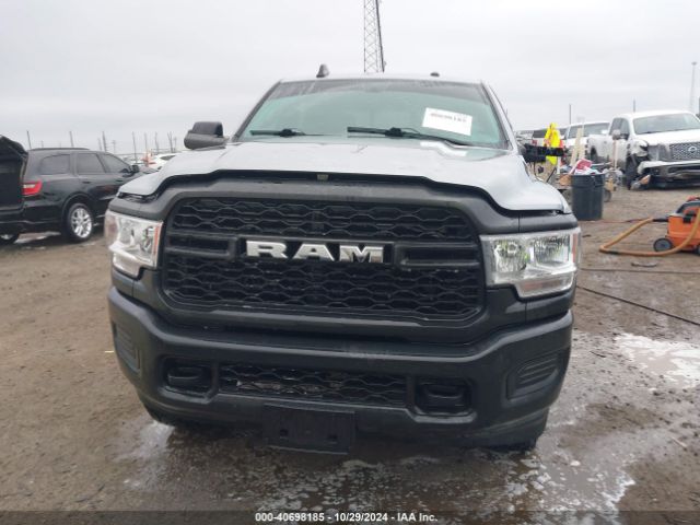 3C6UR5CJ4MG533874 RAM 2500 Tradesman  4x4 6'4 Box