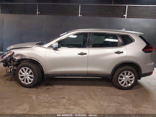 Nissan ROGUE S 2018 KNMAT2MV6JP607686 Image 15