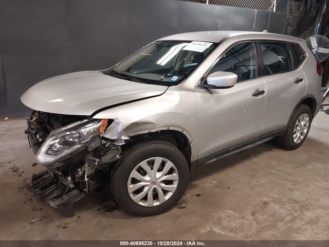 Nissan ROGUE S 2018 KNMAT2MV6JP607686 Image 2