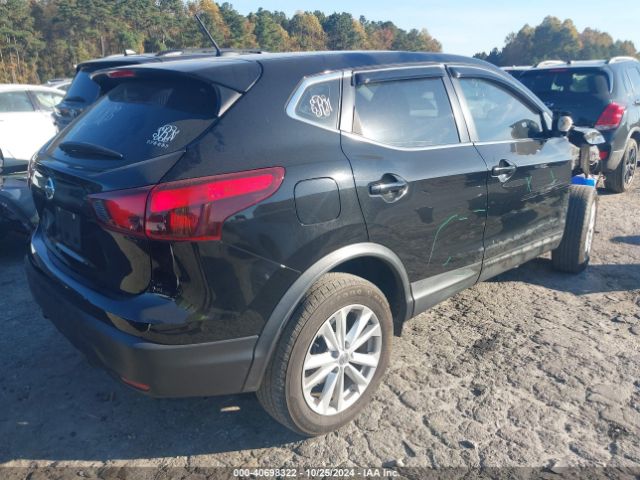 JN1BJ1CP5HW030885 Nissan Rogue Sport S