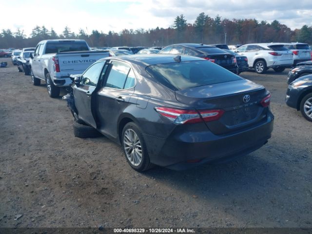 4T1F11AK2LU916667 Toyota CAMRY XLE