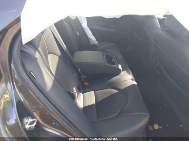 4T1F11AK2LU916667 Toyota CAMRY XLE