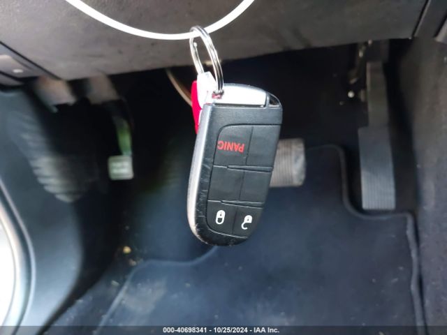 1C4RJFAG5MC650367 Jeep Grand Cherokee Laredo E 4x4
