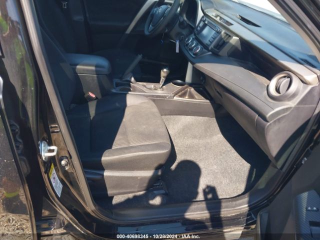 2T3ZFREV6FW177302 Toyota RAV4 LE