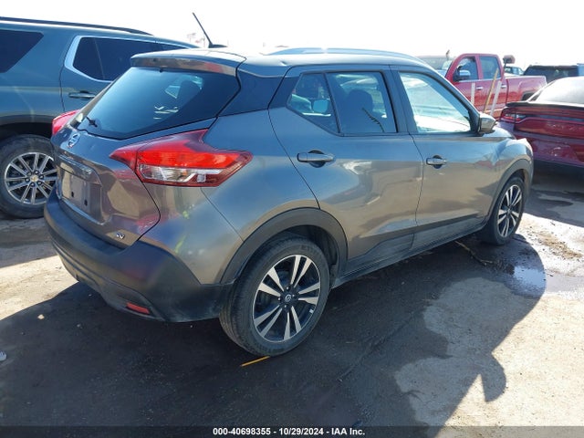 Nissan KICKS SV 2019 3N1CP5CU4KL539699 Image 4