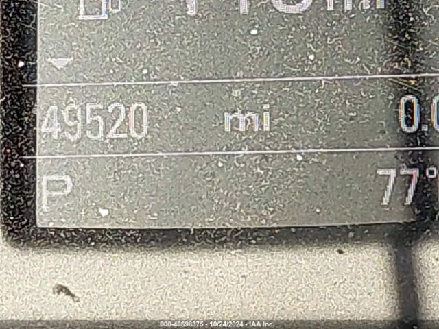 WA1JCCFS2HR017700 Audi Q3 2.0t Premium