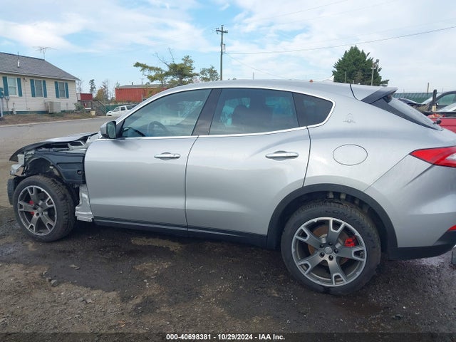 Maserati Levante 2018 ZN661XUA9JX292113 Image 15