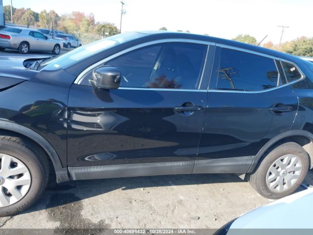 JN1BJ1CP0KW525423 Nissan Rogue Sport S