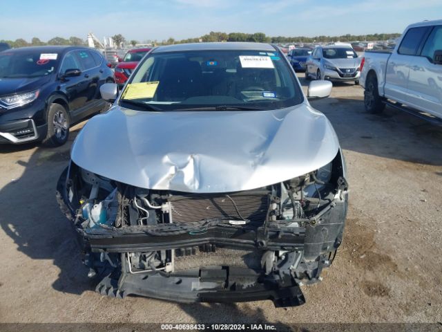 JN1BJ1CP5JW103291 Nissan Rogue Sport S