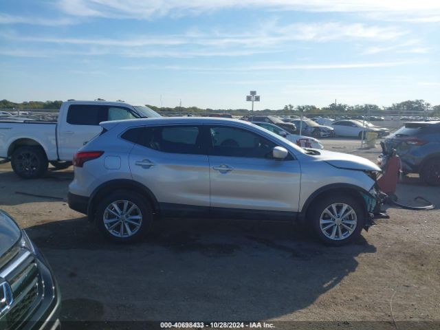 JN1BJ1CP5JW103291 Nissan Rogue Sport S