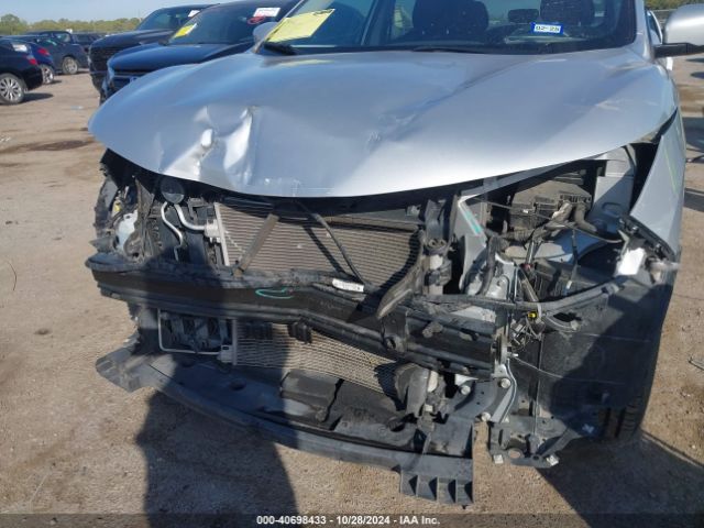 JN1BJ1CP5JW103291 Nissan Rogue Sport S