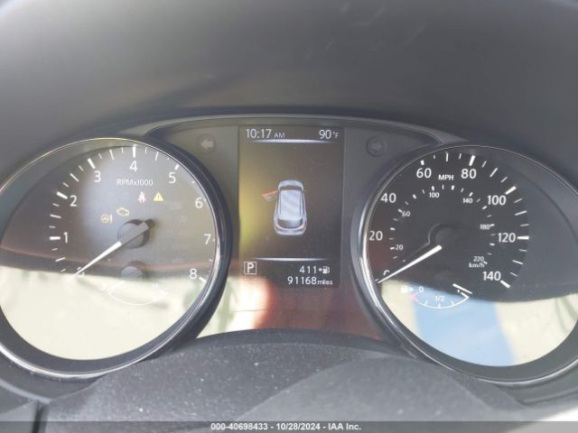 JN1BJ1CP5JW103291 Nissan Rogue Sport S