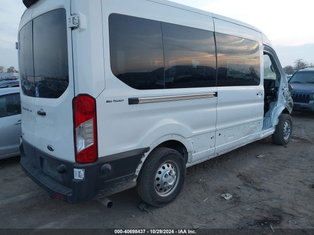 Ford Transit-350 Passenger Van Xl 2023 1FBAX9C80PKB99088 Image 4