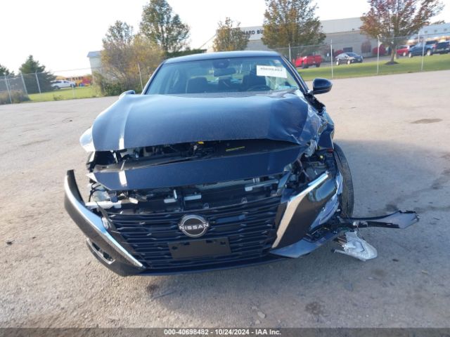 1N4BL4DW2RN424405 Nissan Altima Sv Intelligent Awd