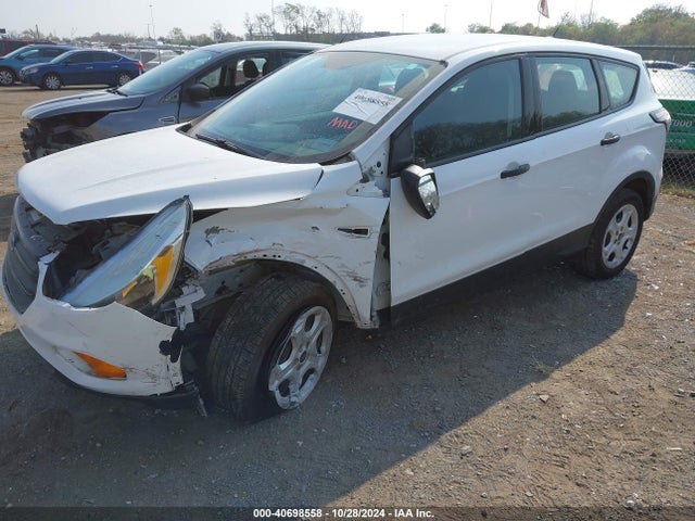 Ford ESCAPE S 2017 1FMCU0F77HUB64898 Image 2
