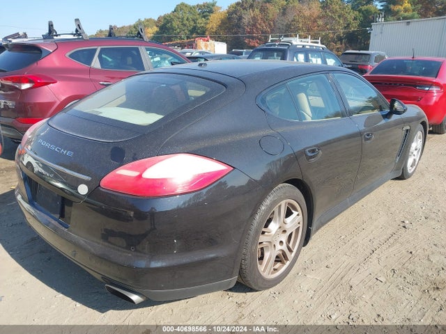 2011 PORSCHE PANAMERA WP0AA2A75BL011330 Photo 3