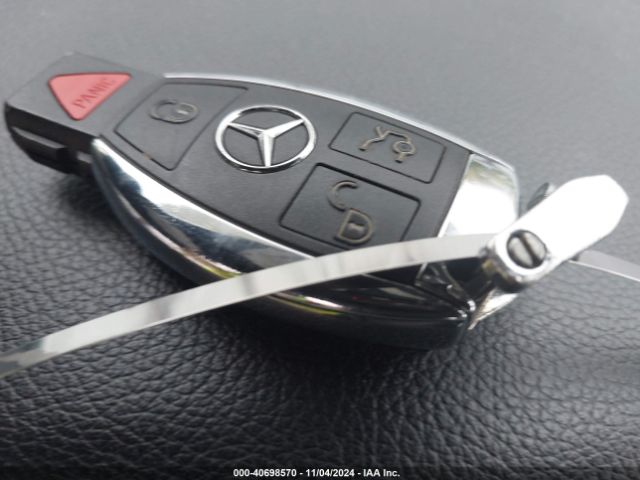 WDC0G4KBXHV010125 Mercedes-Benz Glc 300 4matic