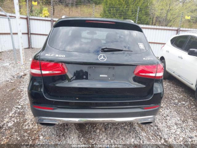 WDC0G4KBXHV010125 Mercedes-Benz Glc 300 4matic