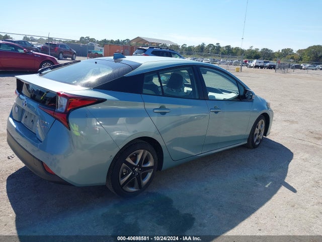 JTDKAMFUXN3171609 Toyota Prius Limited