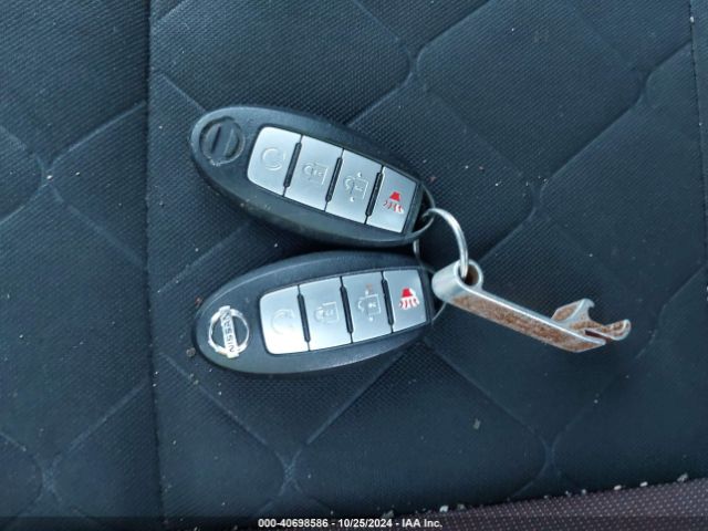 3N1CP5CU8KL532318 Nissan KICKS SR