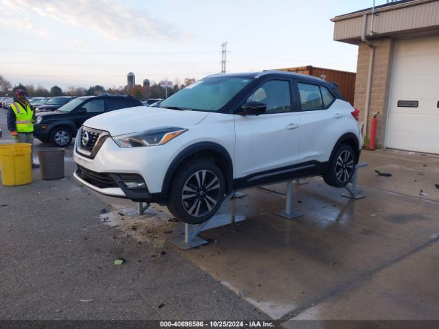 3N1CP5CU8KL532318 Nissan KICKS SR