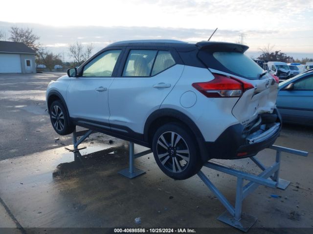 3N1CP5CU8KL532318 Nissan KICKS SR
