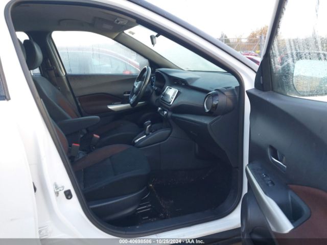 3N1CP5CU8KL532318 Nissan KICKS SR