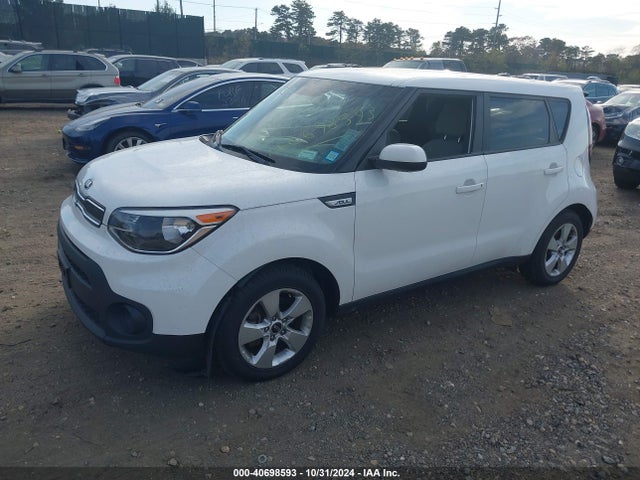 KIA Soul 2018 KNDJN2A21J7890292 Image 2