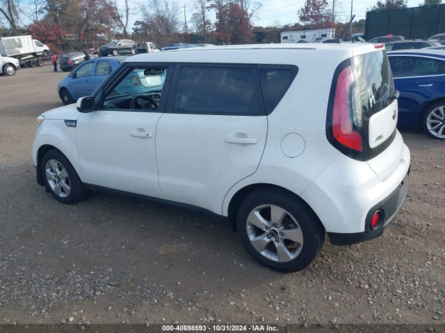 KIA Soul 2018 KNDJN2A21J7890292 Image 3