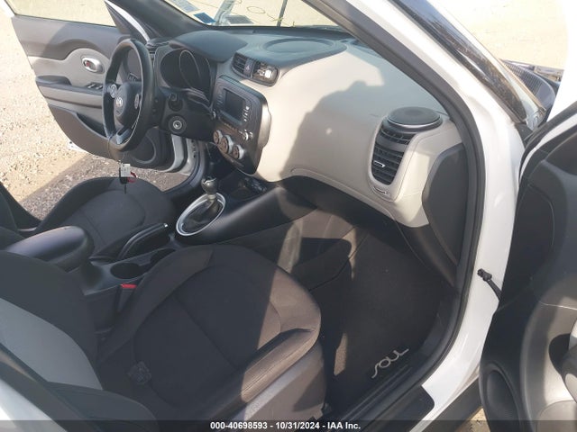 KIA Soul 2018 KNDJN2A21J7890292 Image 5