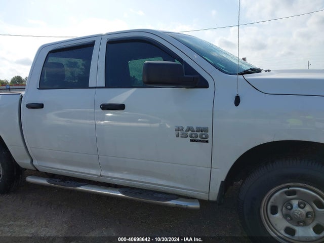 3C6RR6KG6MG563279 RAM 1500 Classic Tradesman  4x2 5'7 Box